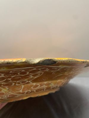 A massive Spanish Hispano-Moresque lustreware 'double eagle' dish, Manises, early 17th C. — photo 5