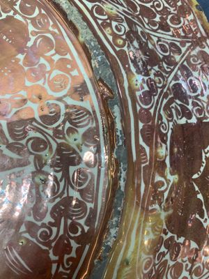 A massive Spanish Hispano-Moresque lustreware 'double eagle' dish, Manises, early 17th C. — photo 16