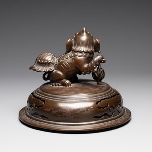 A massive Vietnamese copper- and silver-inlaid 'Buddhist lion' censer and cover on stand, 19th C. — photo 14