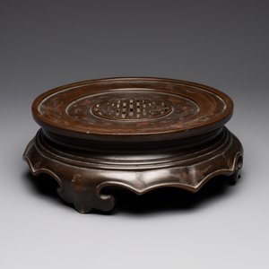 A massive Vietnamese copper- and silver-inlaid 'Buddhist lion' censer and cover on stand, 19th C. — photo 19