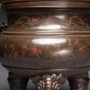 A massive Vietnamese copper- and silver-inlaid 'Buddhist lion' censer and cover on stand, 19th C. — photo 7