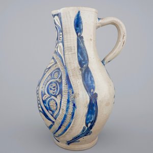A massive Westerwald jug with incised decoration, 18th C. — photo 2