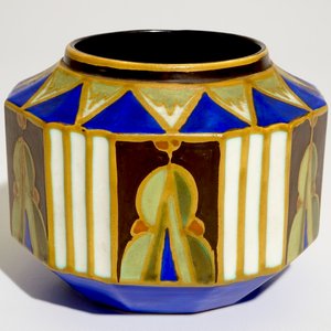 A matte glazed geometric vase prototype, Marcel Bourdon & Charles Catteau for Boch Frères Keramis, ca. 1927 — 照片 1