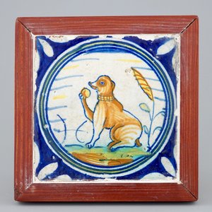 A medallion tile with a monkey holding a ball, ca. 1600, Southern Netherlands — photo 1