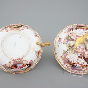 A Meissen porcelain lidded bowl on stand, 18th C. — 照片 10