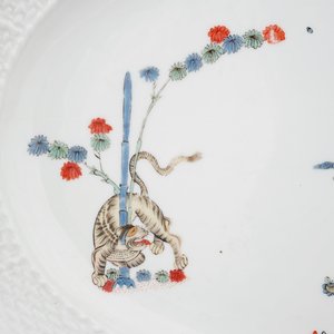 A Meissen porcelain tray decorated in Kakiemon style, 18th C. — photo 2