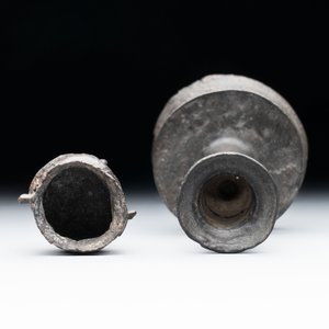 A miniature pewter candlestick and grape, excavated in Rotterdam, 16/17th C. or earlier — photo 4