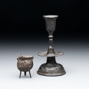 A miniature pewter candlestick and grape, excavated in Rotterdam, 16/17th C. or earlier — photo 1