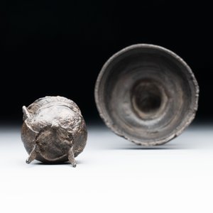 A miniature pewter candlestick and grape, excavated in Rotterdam, 16/17th C. or earlier — photo 7