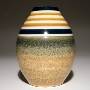 A minimalistic stoneware vase, Charles Catteau for Boch Frères Keramis, ca. 1933 — photo 2