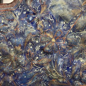 A molded Ilkhanid Lajvardina blue-ground star-shaped tile, Iran, 13/14th C. — 照片 6