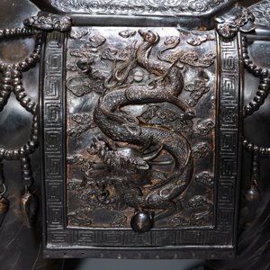 A monumental Japanese bronze 'elephant with pagoda' censer, 'koro', Edo/Meiji, 19th C. — 照片 8