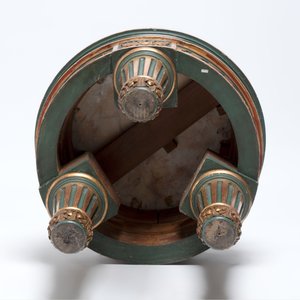 A neoclassical-style gilt-lacquered wooden tripod stand with a marble top, possibly France, 19/20th C. — photo 6