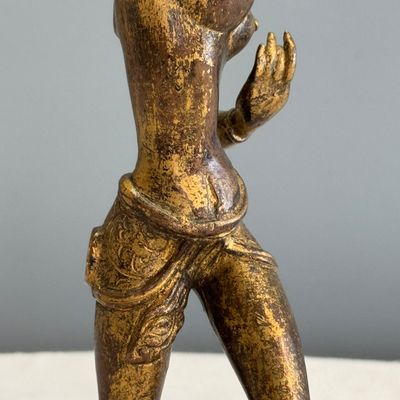 A Nepalese gilt-copper alloy figure of a dancing goddess — photo 7