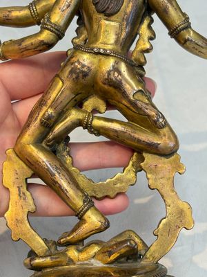 A Nepalese or Tibetan turquoise-inlaid gilt-bronze sculpture of Kurukulla or Red Tara, 15th C. or later — 照片 14