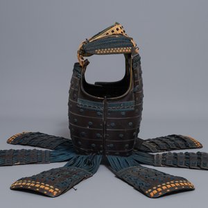 A number of pieces from a Japanese samurai suit of armour, Edo, 18th C. — 照片 3