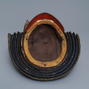 A number of pieces from a Japanese samurai suit of armour, Edo, 18th C. — 照片 6