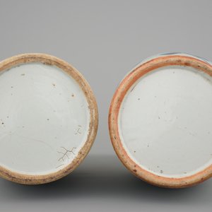 A pair of blue and white Chinese vases on celadon ground with playing boys 19th C. — photo 6