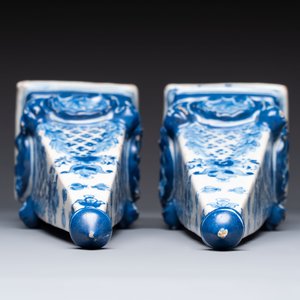 A pair of blue and white Delftware obelisks, probably France, 18th C. — 照片 6