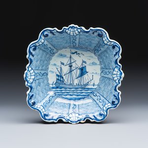 A pair of fine blue and white Dutch Delft moulded 'Dutch Ships' bowls — photo 6