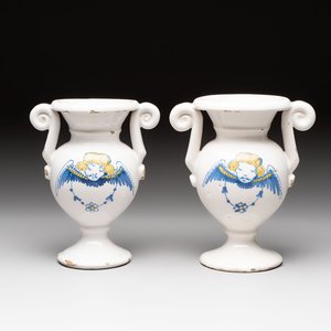 A pair of blue, white and yellow Dutch Delft altar vases, late 17th C. — photo 1
