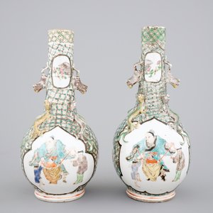 A pair of Canton famille verte vases and a pink ground Canton vase, 19th C. — photo 2