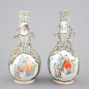 A pair of Canton famille verte vases and a pink ground Canton vase, 19th C. — photo 4