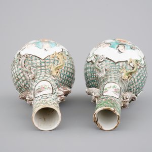 A pair of Canton famille verte vases and a pink ground Canton vase, 19th C. — photo 6