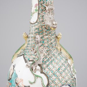 A pair of Canton famille verte vases and a pink ground Canton vase, 19th C. — photo 9