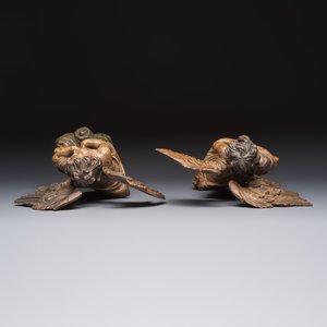 A pair of carved and gilt-polychromed wooden winged angels — photo 6