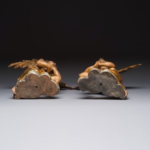 A pair of carved and gilt-polychromed wooden winged angels — photo 7