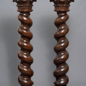 A pair of carved oak twisted pillars with Corinthian capitals, 18th C. — 照片 3
