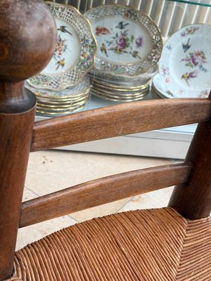 A pair of chairs in oak and straw, attributed to Charles Dudouyt — 照片 18