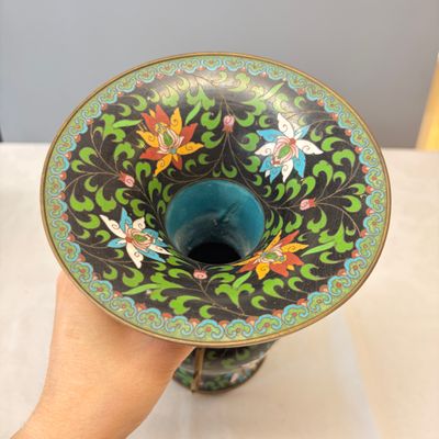 A pair of Chinese archaistic cloisonné vases with floral design — photo 12