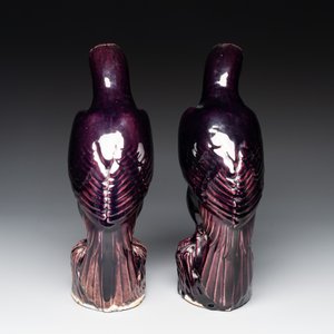 A pair of Chinese aubergine-glazed eagles, 19th C. — 照片 5
