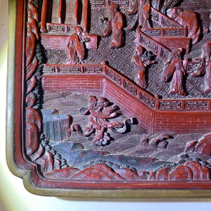 A pair of Chinese black and red cinnabar lacquer square dishes, Qianlong mark and of the period — 照片 12