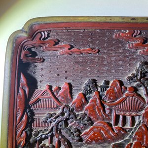A pair of Chinese black and red cinnabar lacquer square dishes, Qianlong mark and of the period — 照片 25