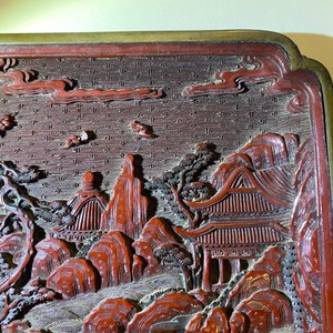 A pair of Chinese black and red cinnabar lacquer square dishes, Qianlong mark and of the period — 照片 9
