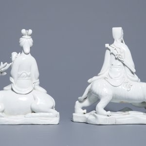 A pair of Chinese blanc de Chine groups and a monochrome green 'phoenix' charger, 19/20th C. — 照片 6