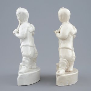 A pair of Chinese blanc de Chine groups of Hoho-brothers, Kangxi — photo 5