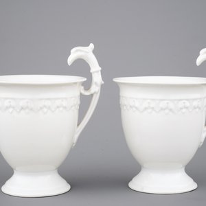A pair of Chinese blanc de Chine porcelain cups, 19/20th C. — photo 2