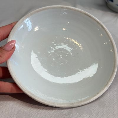 A pair of Chinese blue and white 'Antiquities' warming bowls with covers — photo 36