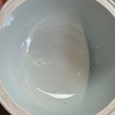 A pair of Chinese blue and white 'Antiquities' warming bowls with covers — photo 54