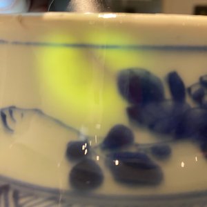 A pair of Chinese blue and white baluster vases and covers with birds in a rocky landscape, Kangxi — photo 13