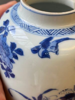 A pair of Chinese blue and white bell-shaped water pots, Kangxi — photo 12
