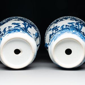 A pair of Chinese blue and white 'birds among flowering branches' jardinières, 19th C. — photo 6