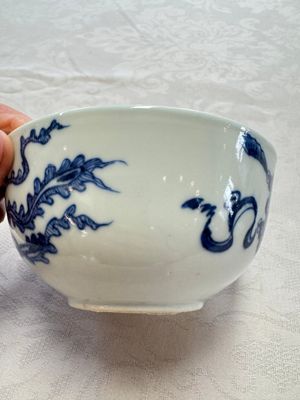 A pair of Chinese blue and white 'Bleu de Hue' bowls with phoenix and scroll design, Noi Phu 內府 mark, 19th C. — photo 6