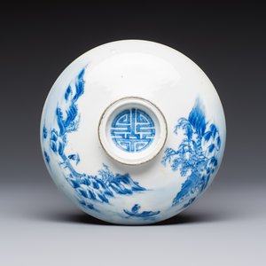 A pair of Chinese blue and white 'Bleu de Hue' covered bowls with landscape design, Phong Vu Quy Chu 風雨歸舟 marks, 19th C. — photo 16