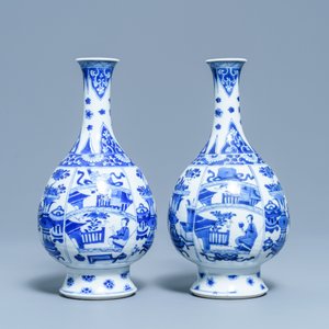 A pair of Chinese blue and white bottle vases, Kangxi — photo 4
