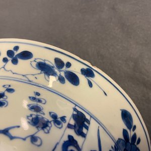 A pair of Chinese blue and white bowls, Kangxi — photo 16